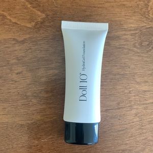 Doll 10 Hydragel Foundation - Medium